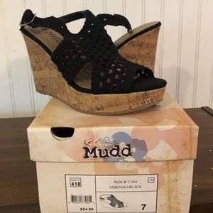 Mudd Black crochet wedges